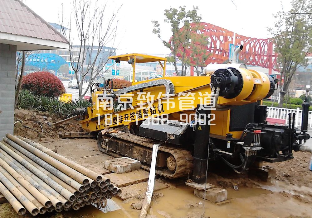 379砖墙镇拉管置换管道